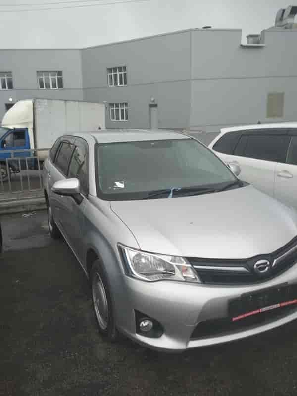 Toyota Corolla Fielder 40