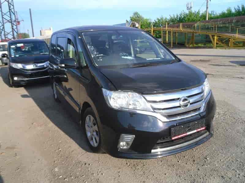 Nissan Serena 28