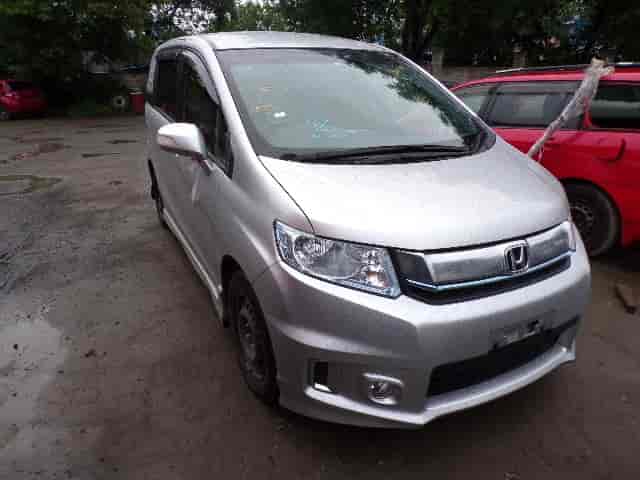 Honda Freed Spike
