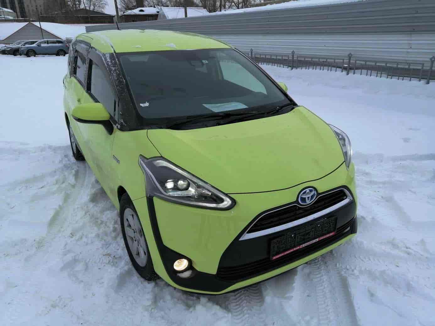 Toyota Sienta