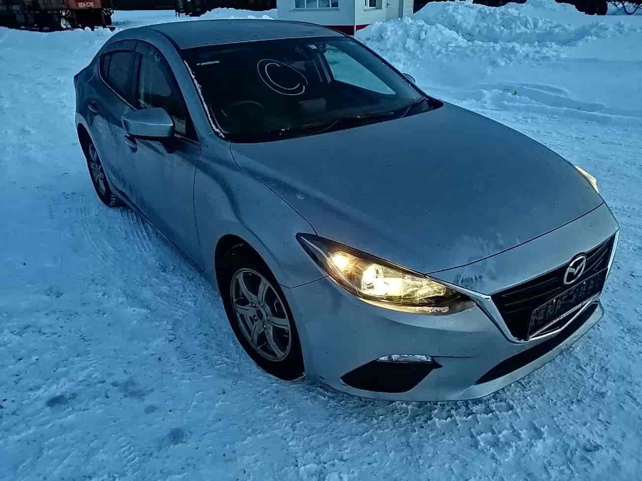 Mazda Axela