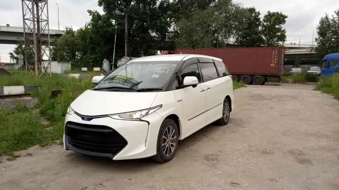 Toyota Estima