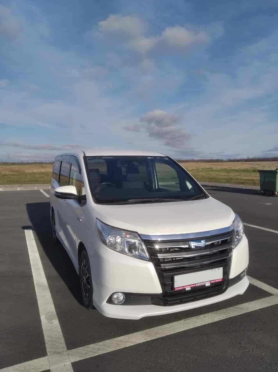 Toyota Noah