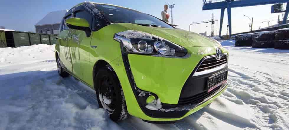 Toyota Sienta