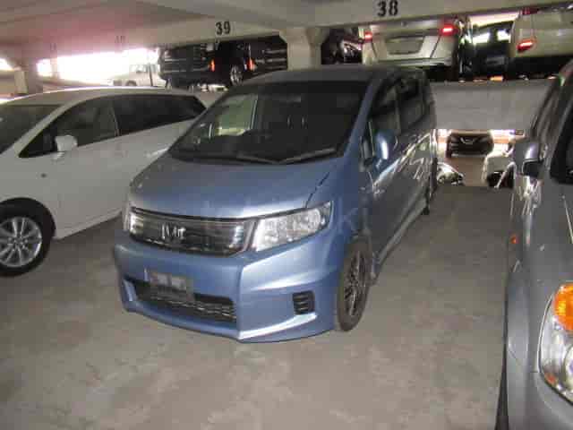Honda Freed Spike