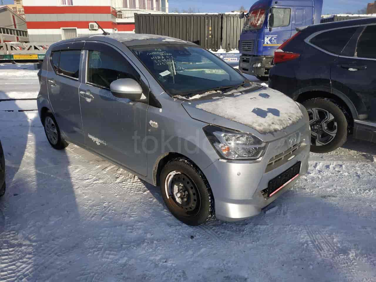 Daihatsu Mira ES