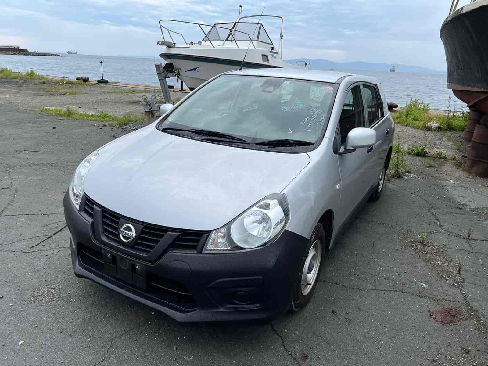 Nissan AD