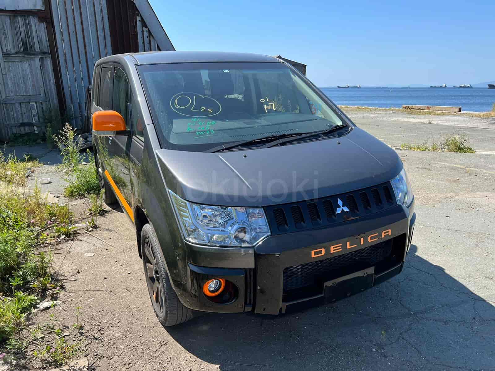 Mitsubishi Delica D:5