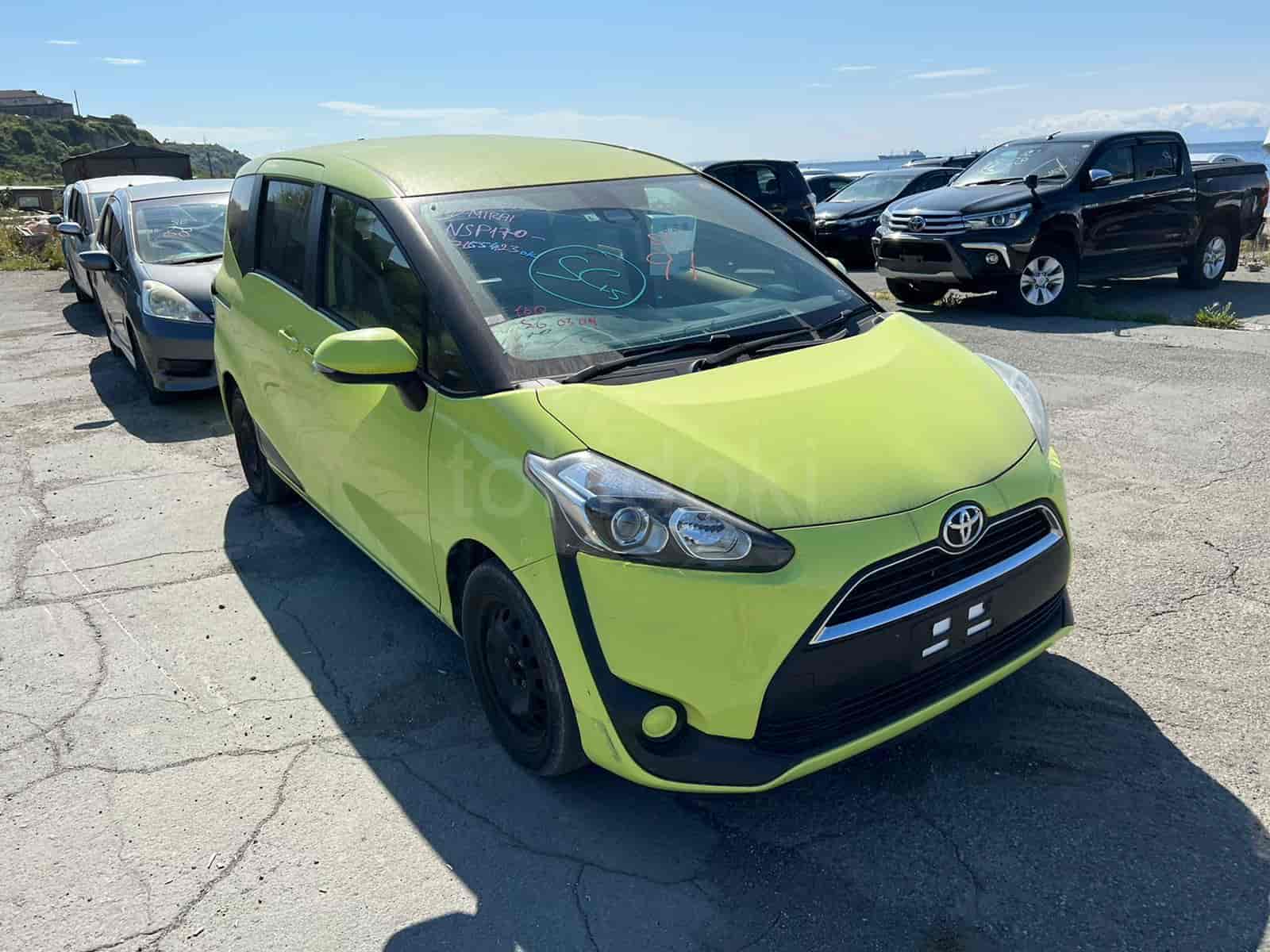 Toyota Sienta