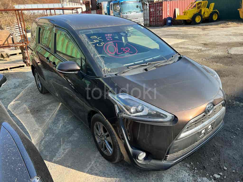 Toyota Sienta