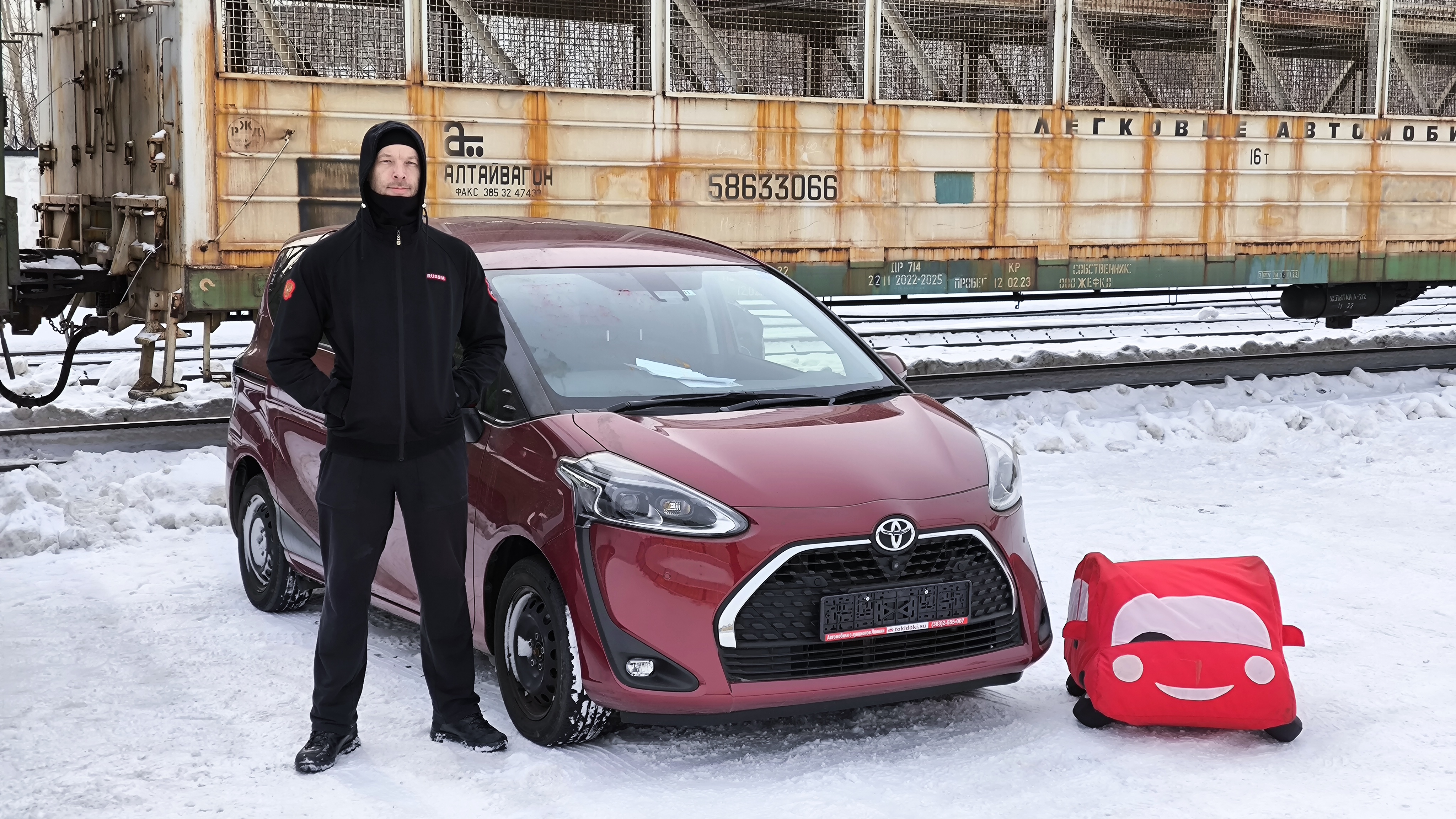Toyota Sienta
