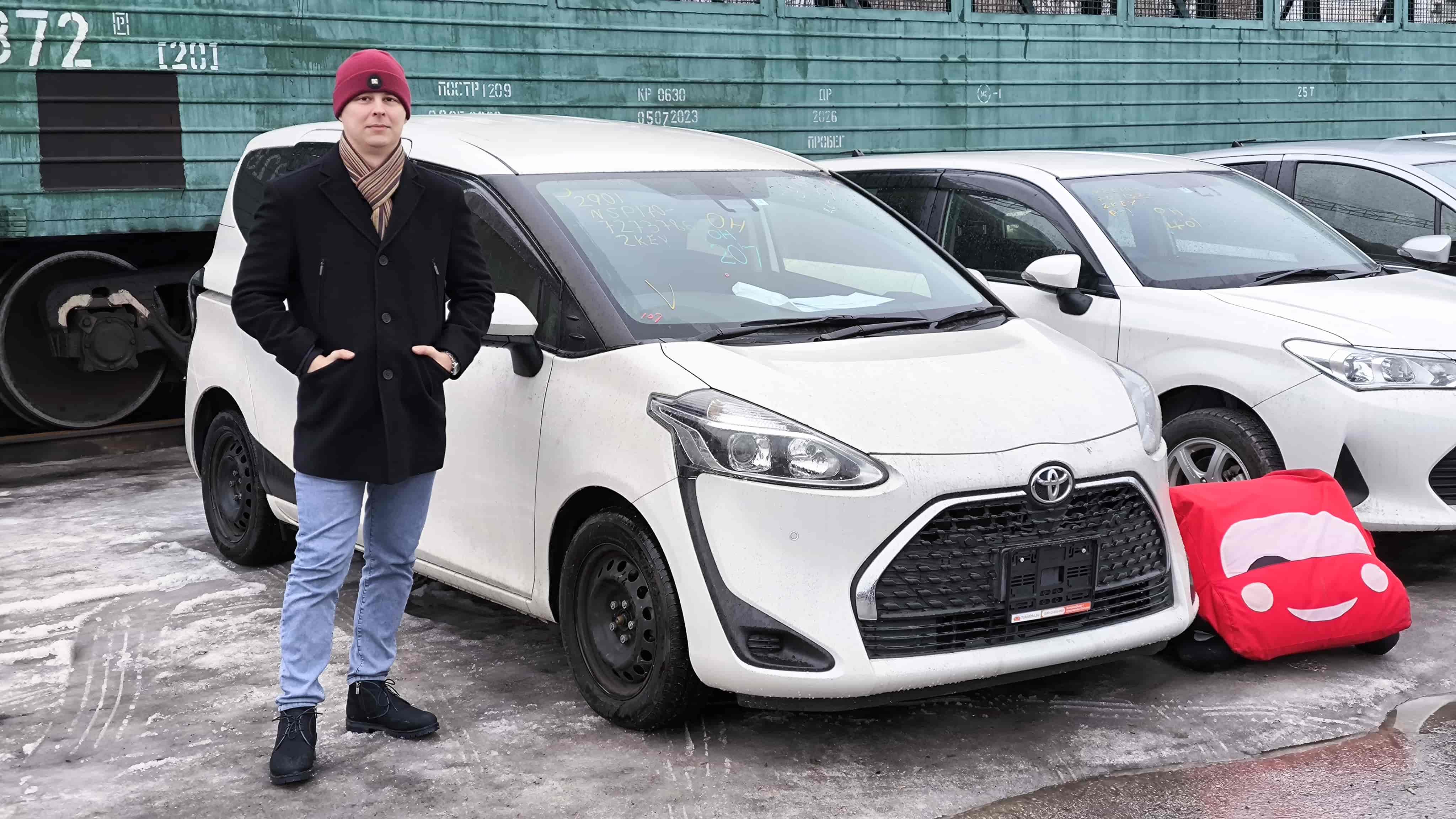 Toyota Sienta