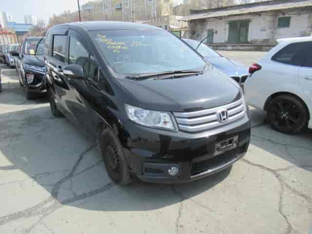 Honda Freed Spike