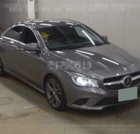 Mercedes-Benz CLA 180