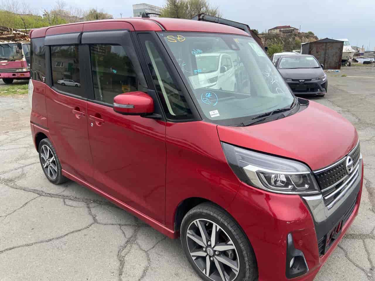 Nissan Dayz Roox