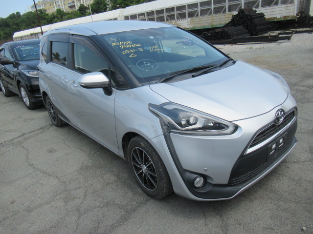 Toyota Sienta