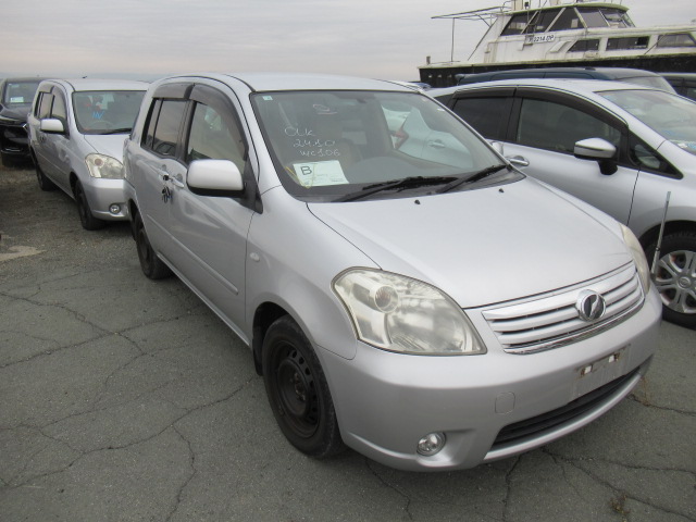 Toyota RAUM