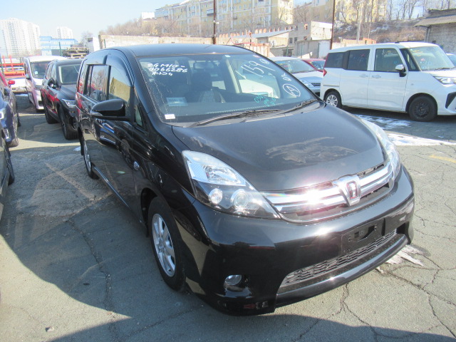 Toyota ISIS