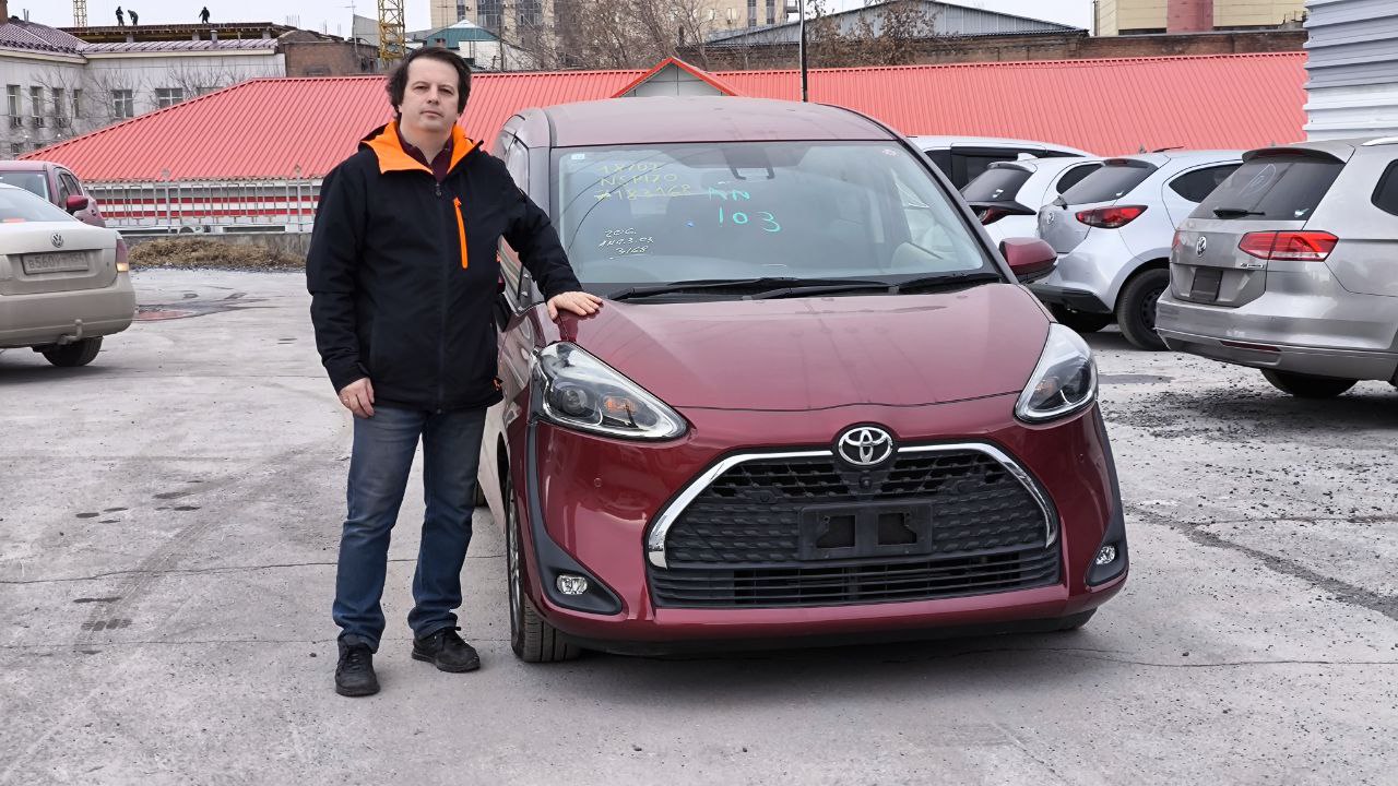 Toyota SIENTA