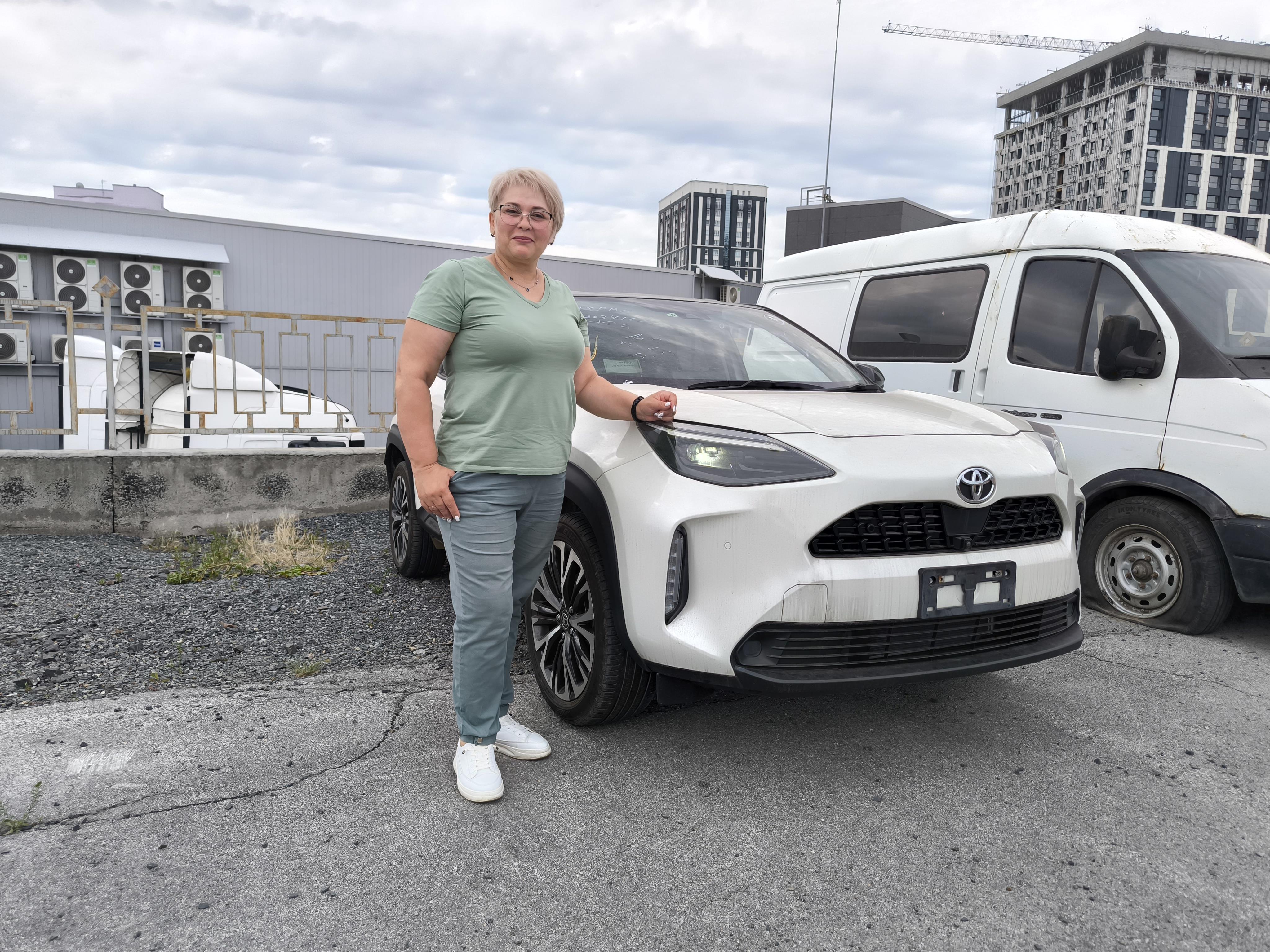 Toyota YARIS CROSS