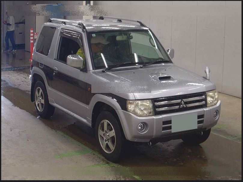 Mitsubishi PAJERO MINI