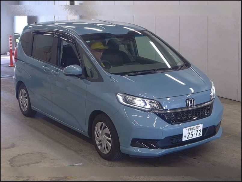 Honda FREED PLUS