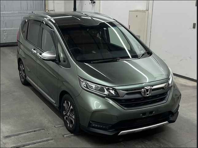 Honda FREED PLUS