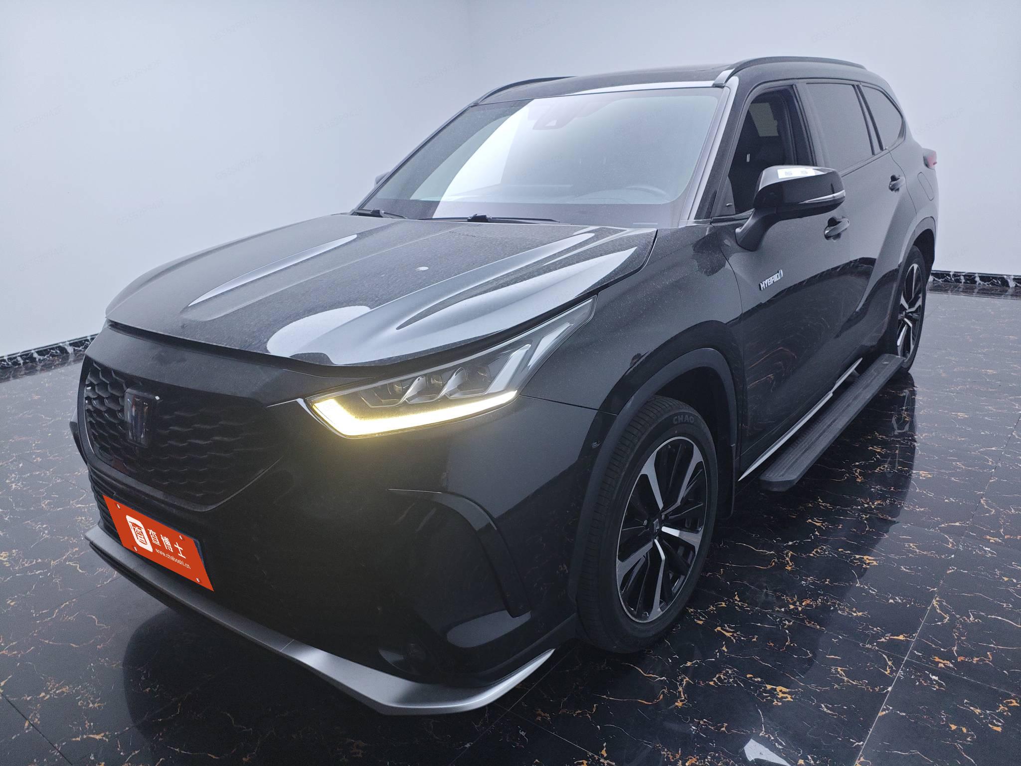 Toyota CROWN KLUGER