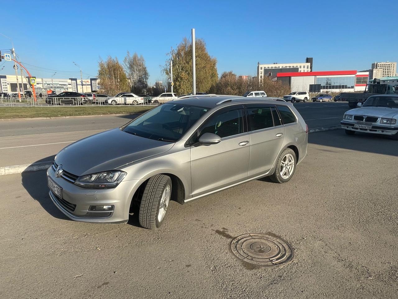 Volkswagen GOLF VARIANT