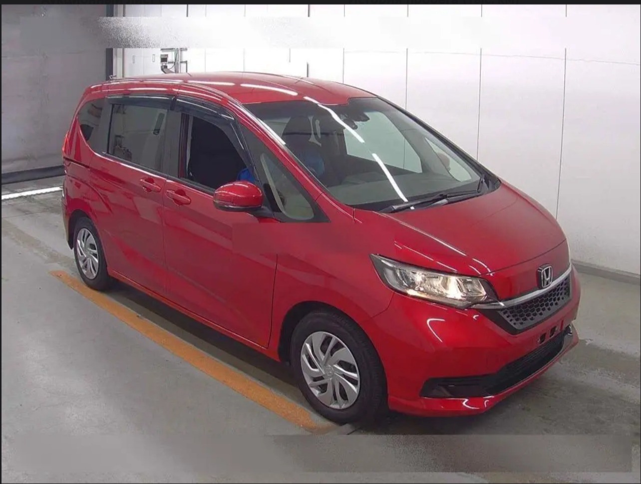 Honda FREED PLUS