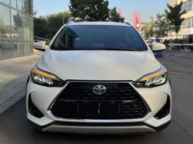 Toyota Yaris L