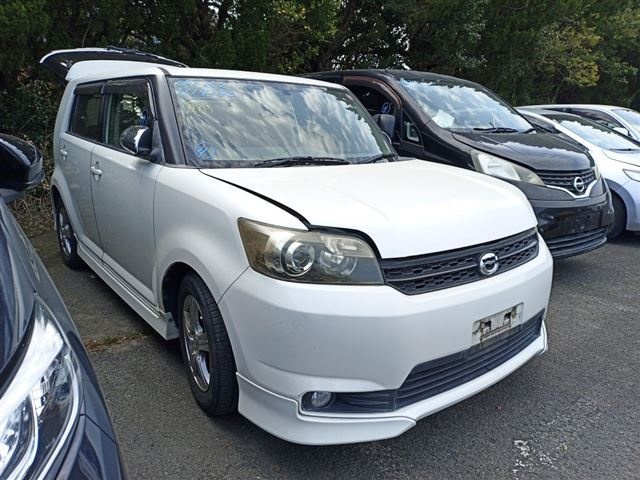 Toyota COROLLA RUMION