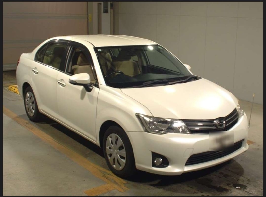 Toyota  COROLLA AXIO 