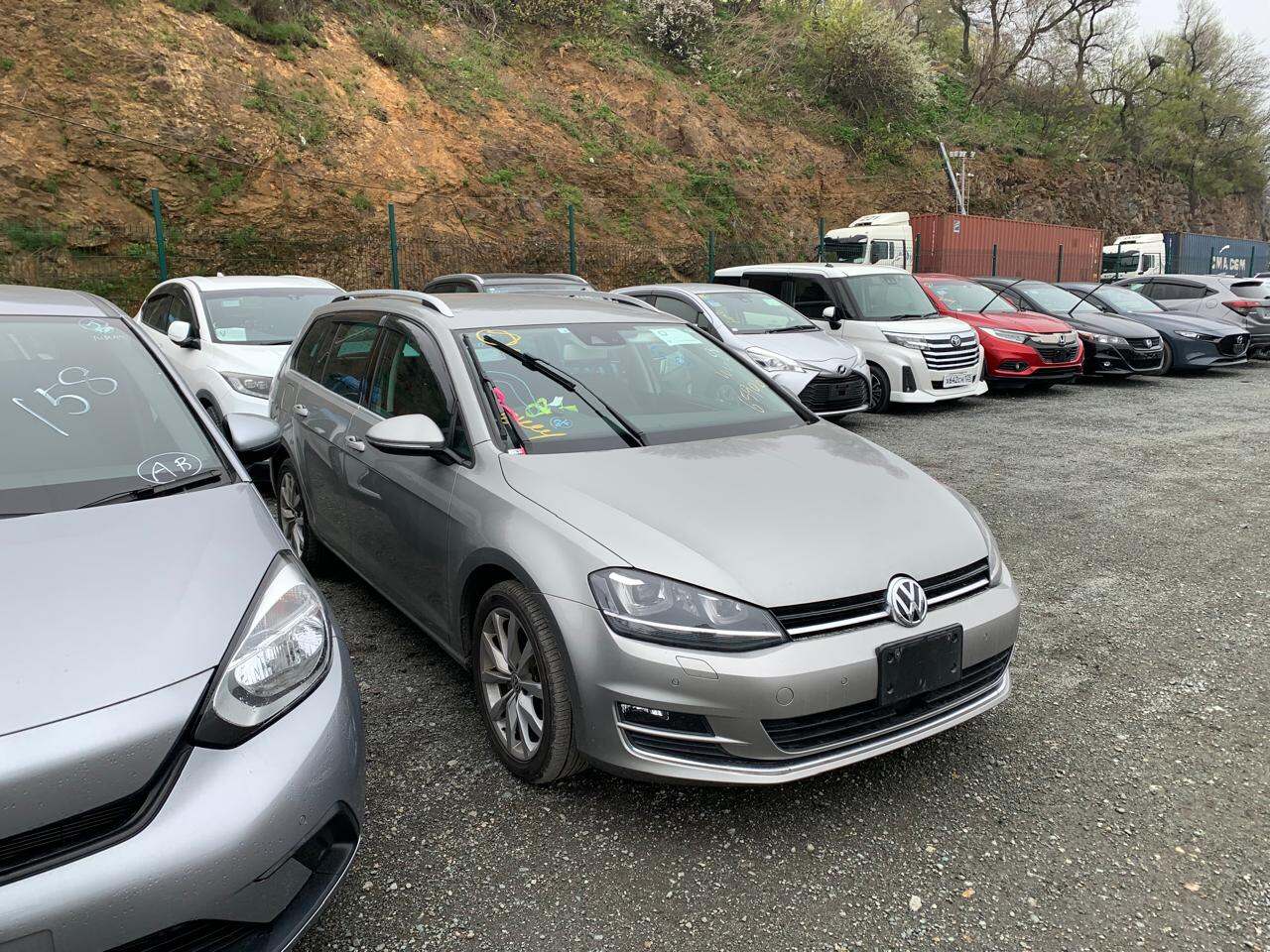 Volkswagen GOLF VARIANT