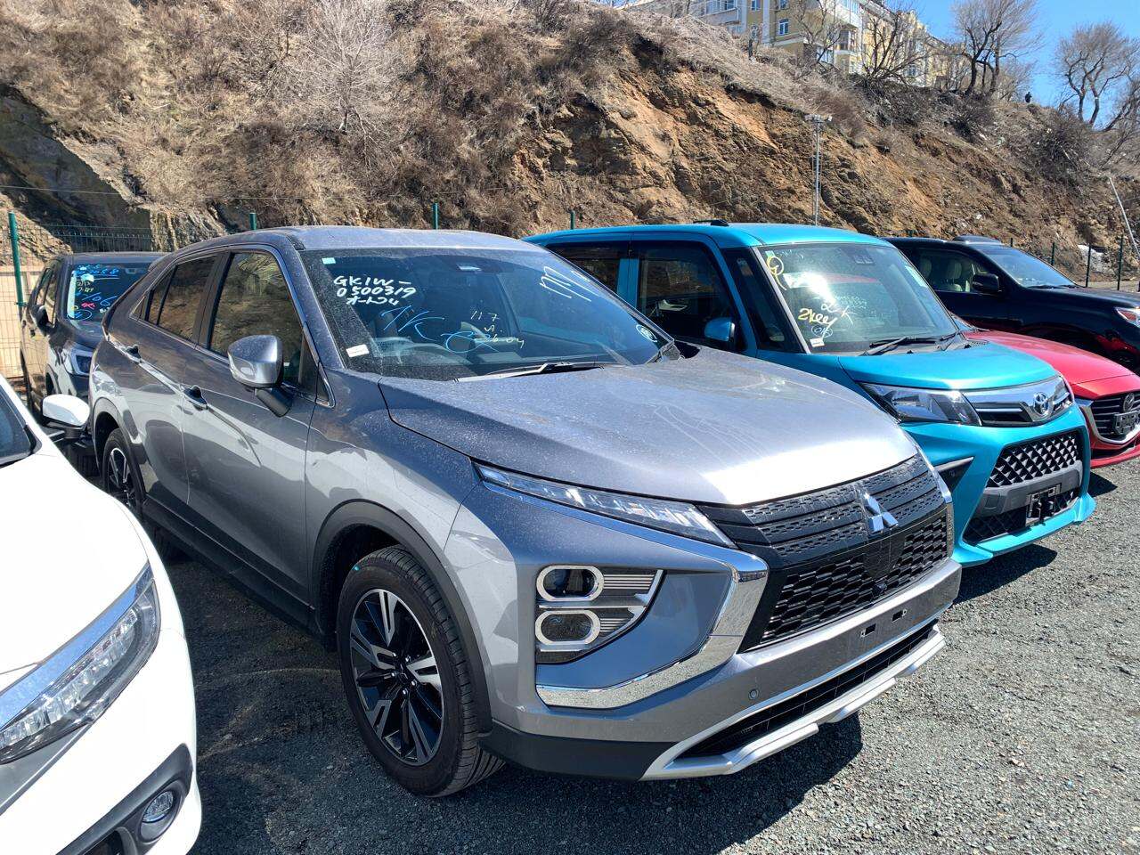 Mitsubishi ECLIPCE CROSS 