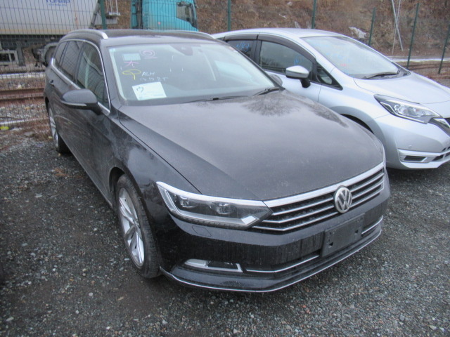 Volkswagen PASSAT VARIANT