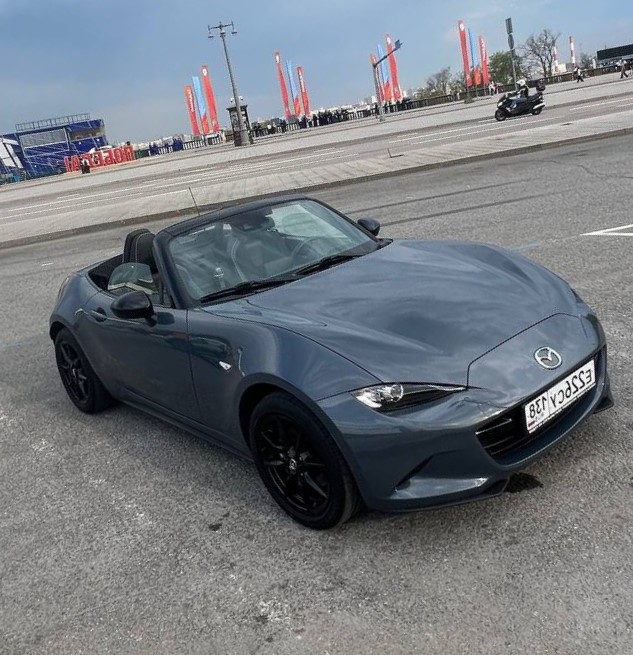 Mazda ROADSTER