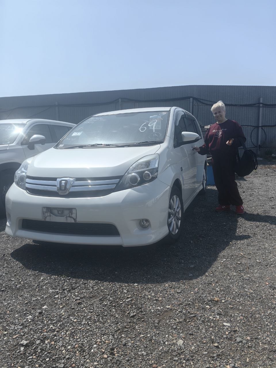 Toyota ISIS