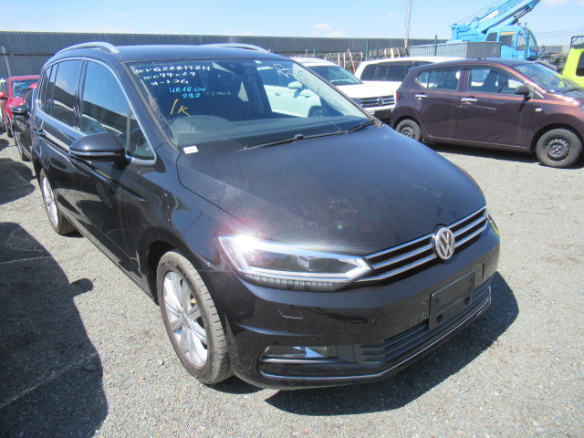 Volkswagen GOLF TOURAN