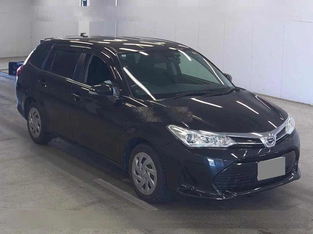 TOYOTA COROLLA FIELDER 2018 год, пробег 114 тыс. км для Владимира