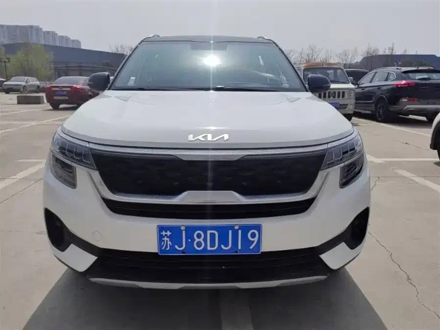 KIA KX3