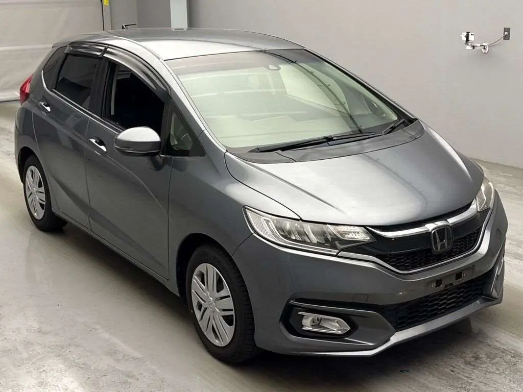 HONDA FIT 2017 год, пробег 12 тыс. км для Лидии