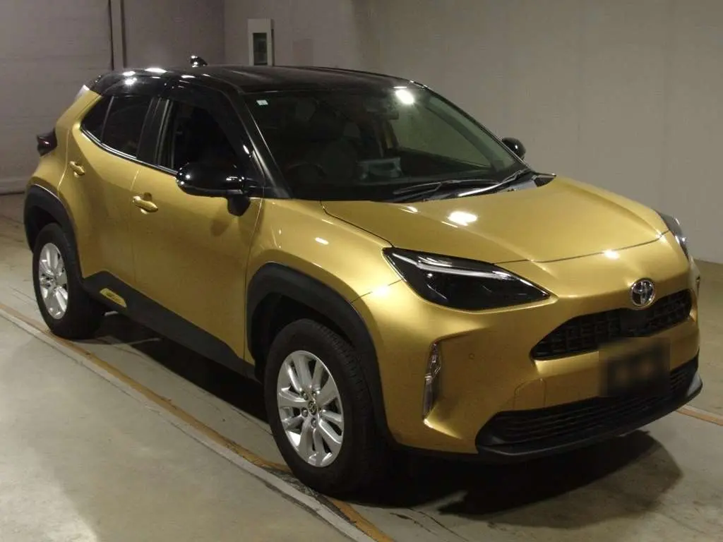 TOYOTA YARIS CROSS 2021 год, пробег 15 тыс. км для Виктории