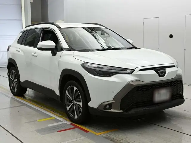 TOYOTA COROLLA CROSS 2023 год, пробег 5 тыс. км для Александра