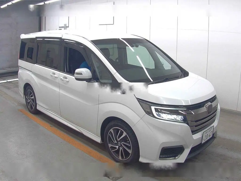 HONDA STEP WAGON 2021 год, пробег 23 тыс. км для Алексея