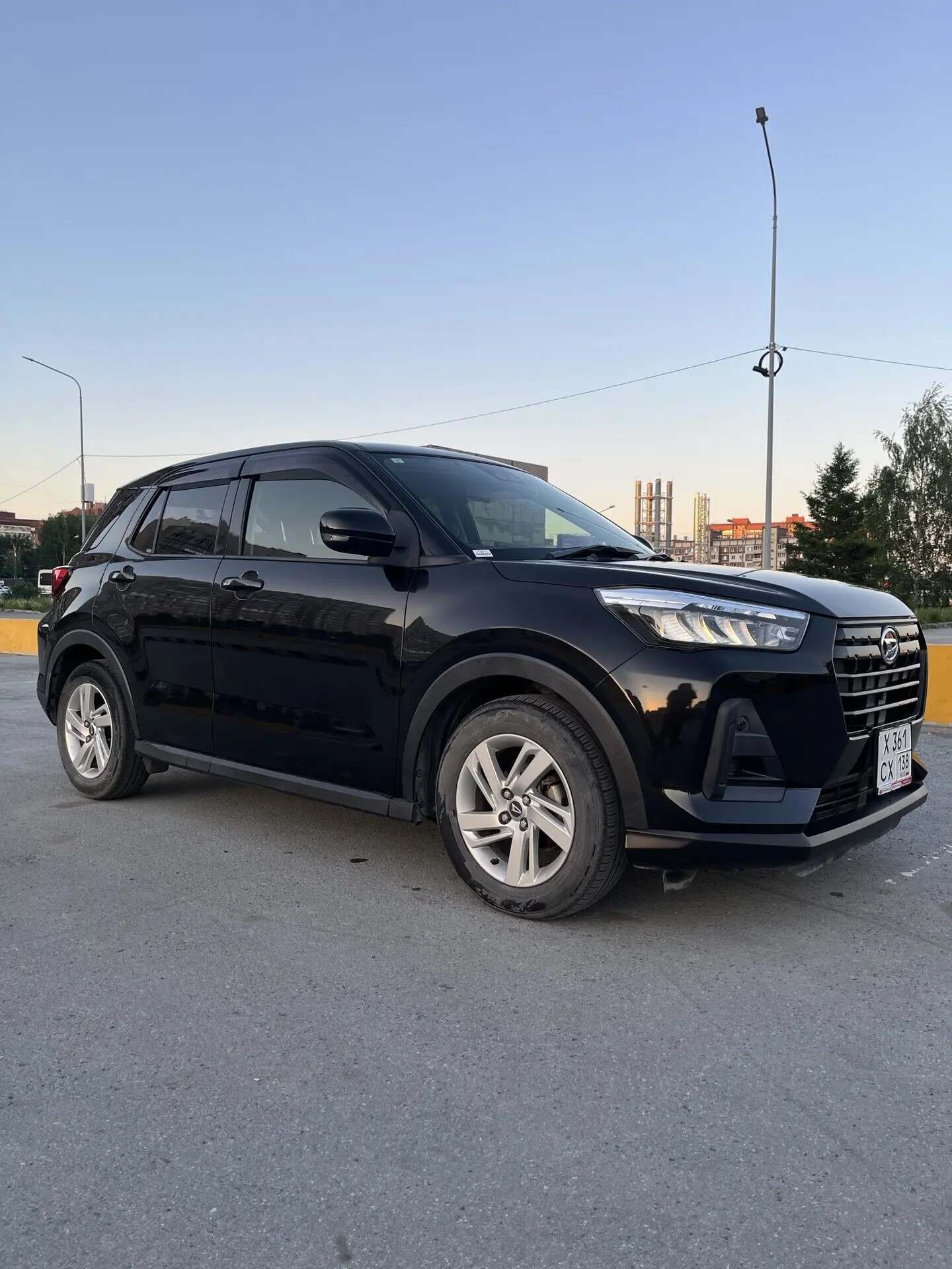 Daihatsu ROCKY