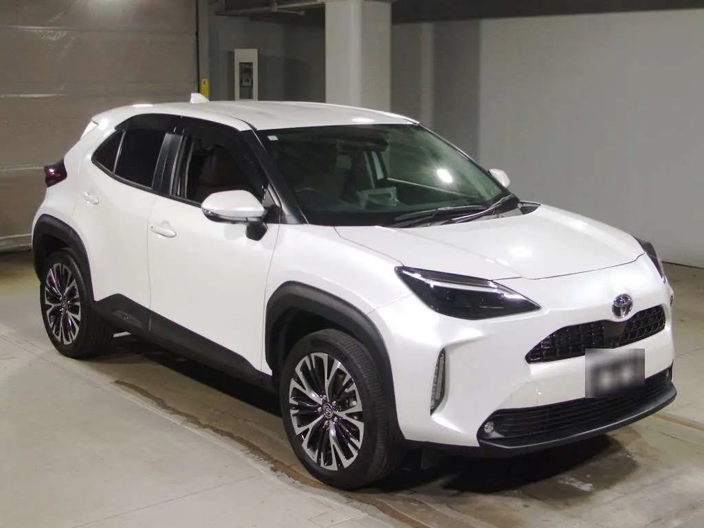 TOYOTA YARIS CROSS 2023 год, пробег 38 тыс. км для Валерия