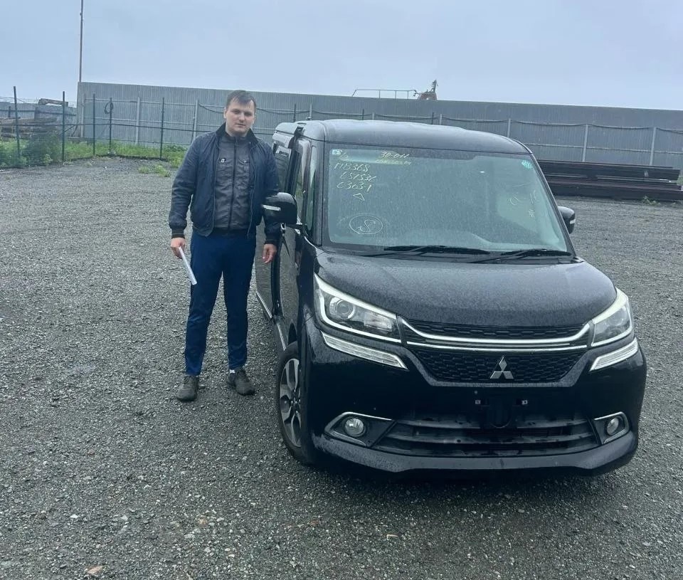 Mitsubishi DELICA D2