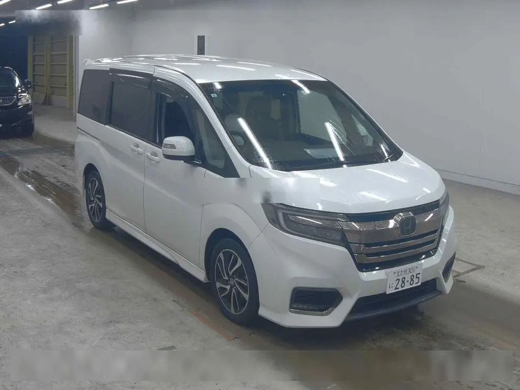 HONDA STEP WAGON 2019 год, пробег 70 тыс. км для Евгения