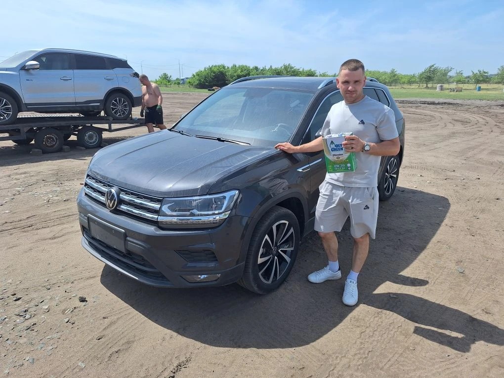 Volkswagen THARU